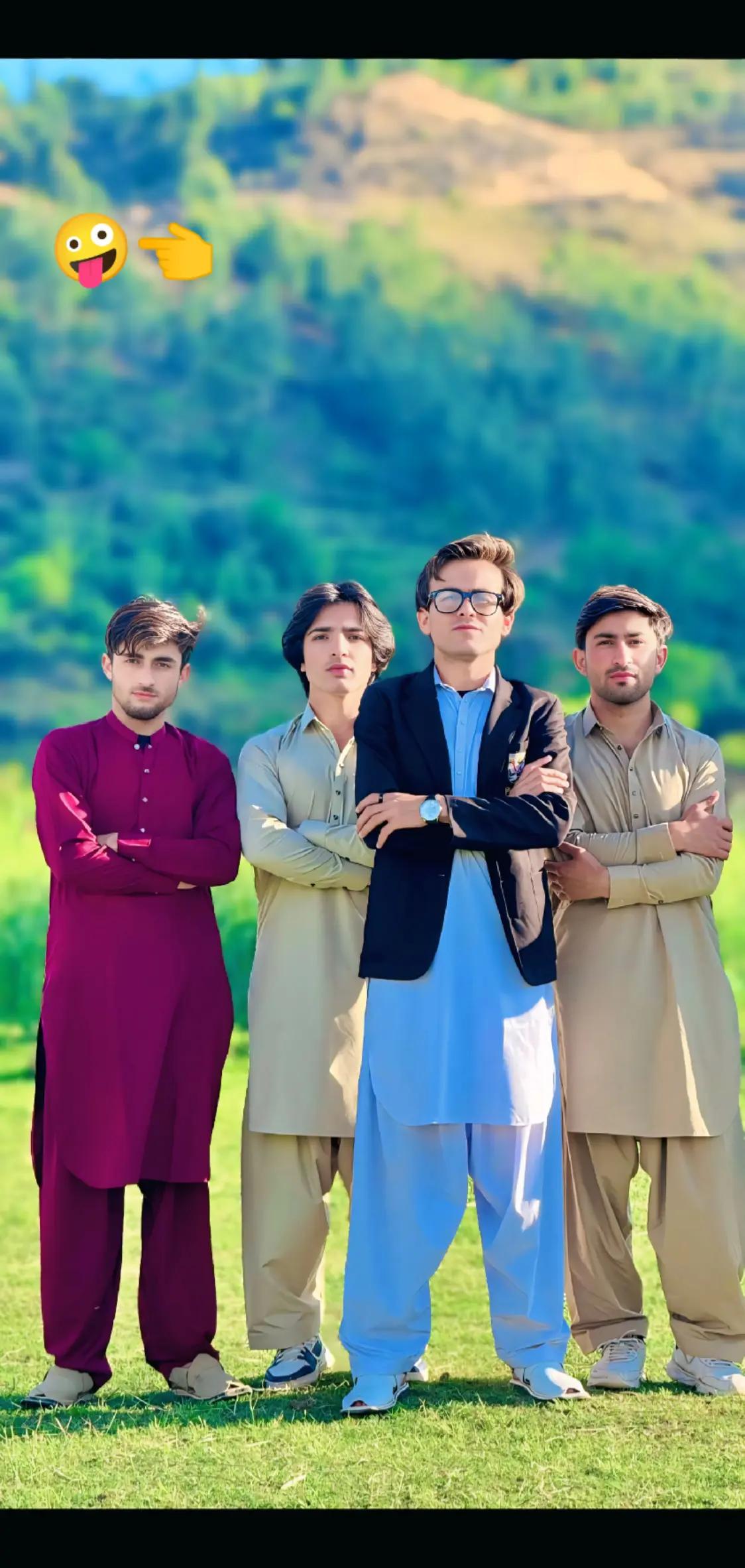 @𝘇𝗶𝗮_𝗞𝗵𝗮𝗻