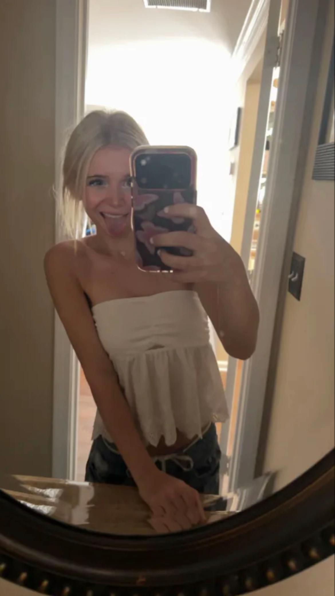 @lily