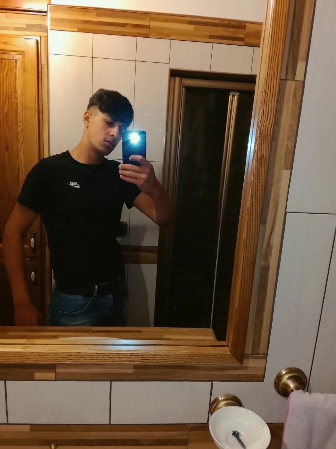 @L.P🦁💋