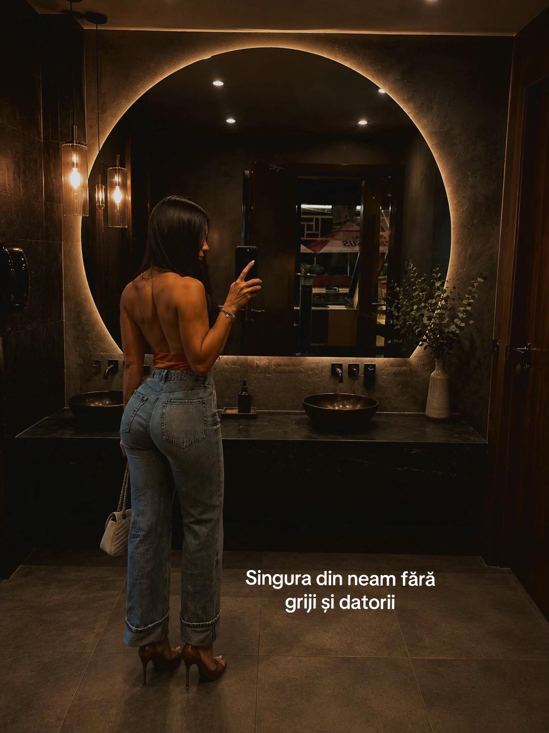 @dianaonisor