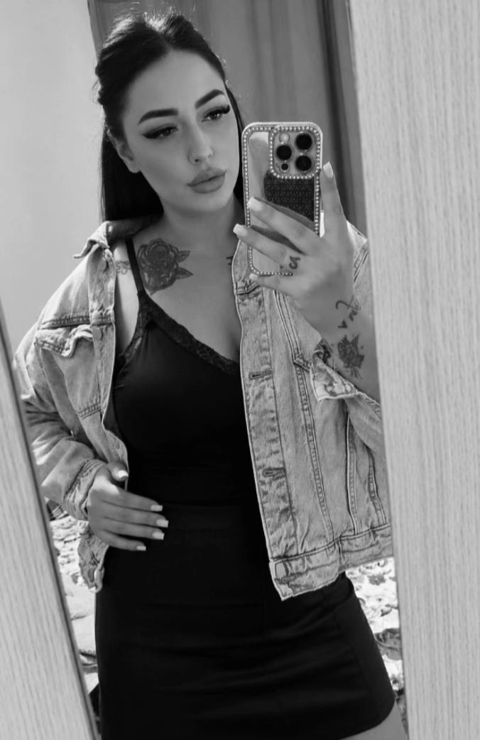 @corina951