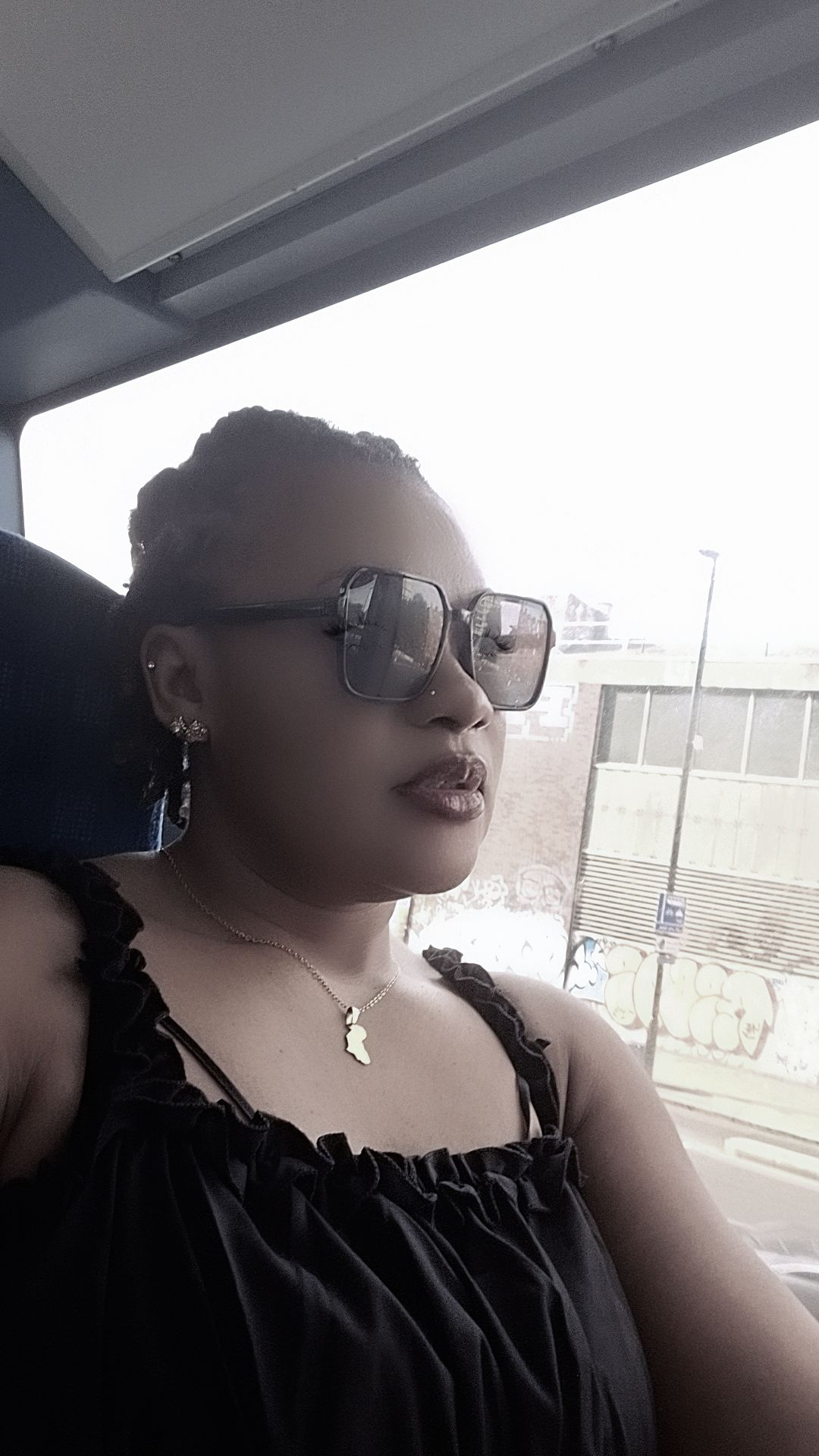 @Firstlady05