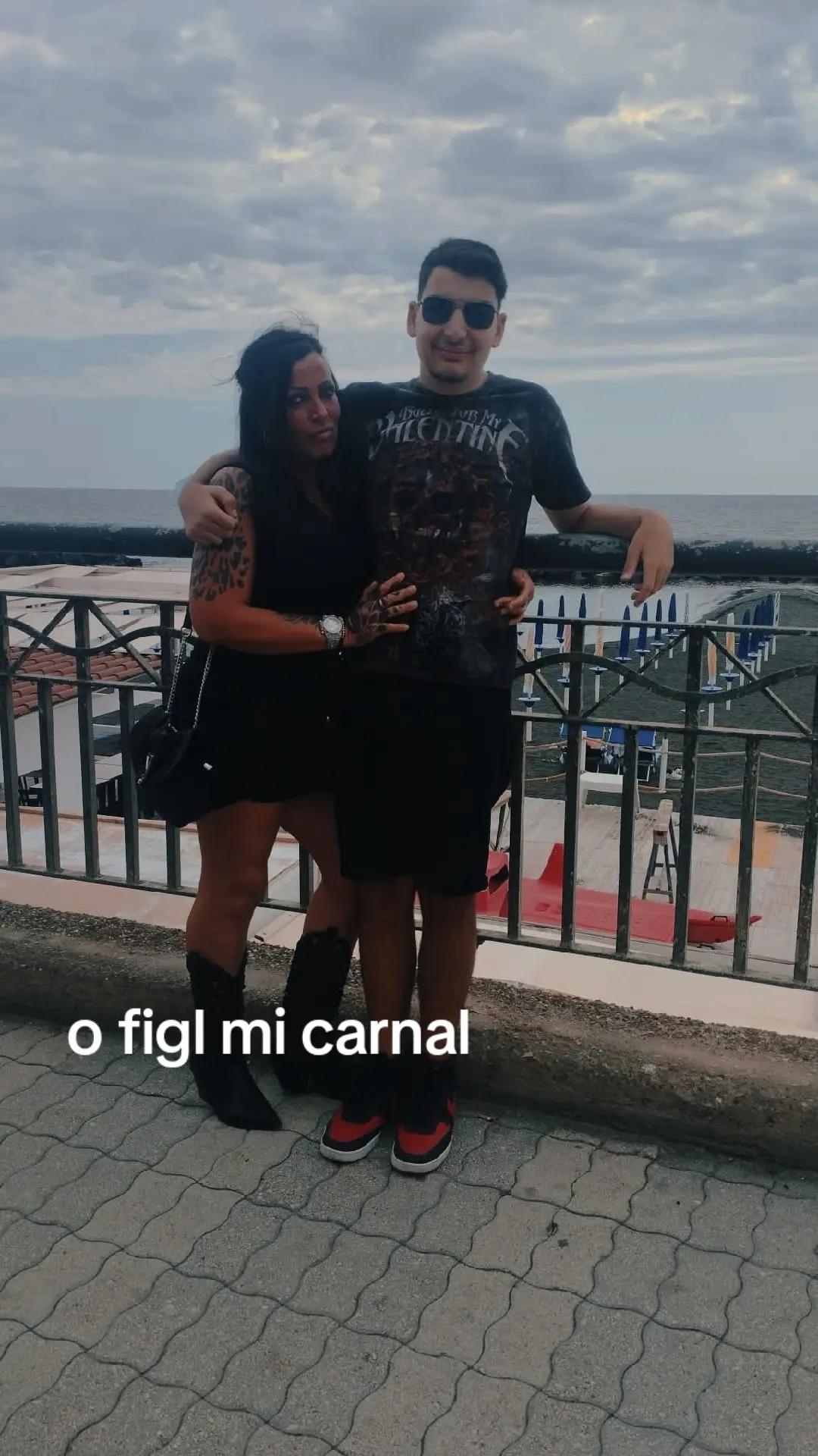 @Chicamala