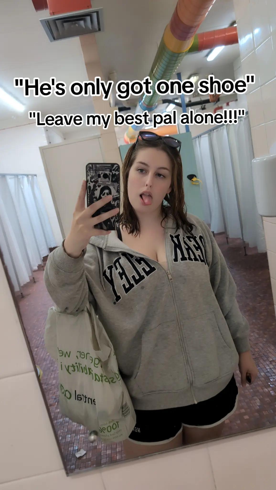 @TeeTalia<3