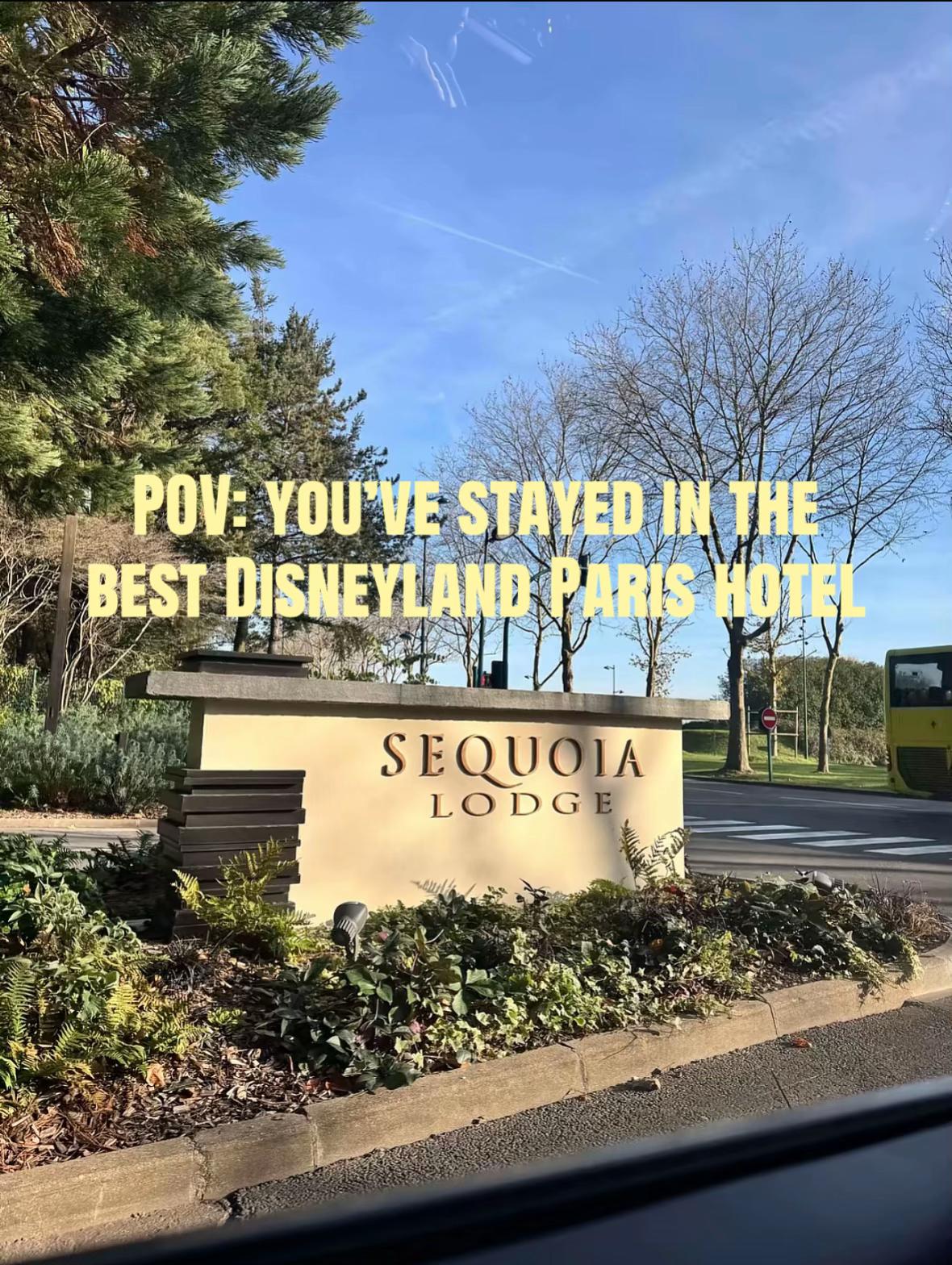 @Em & Step | Travel & Disney ✈️