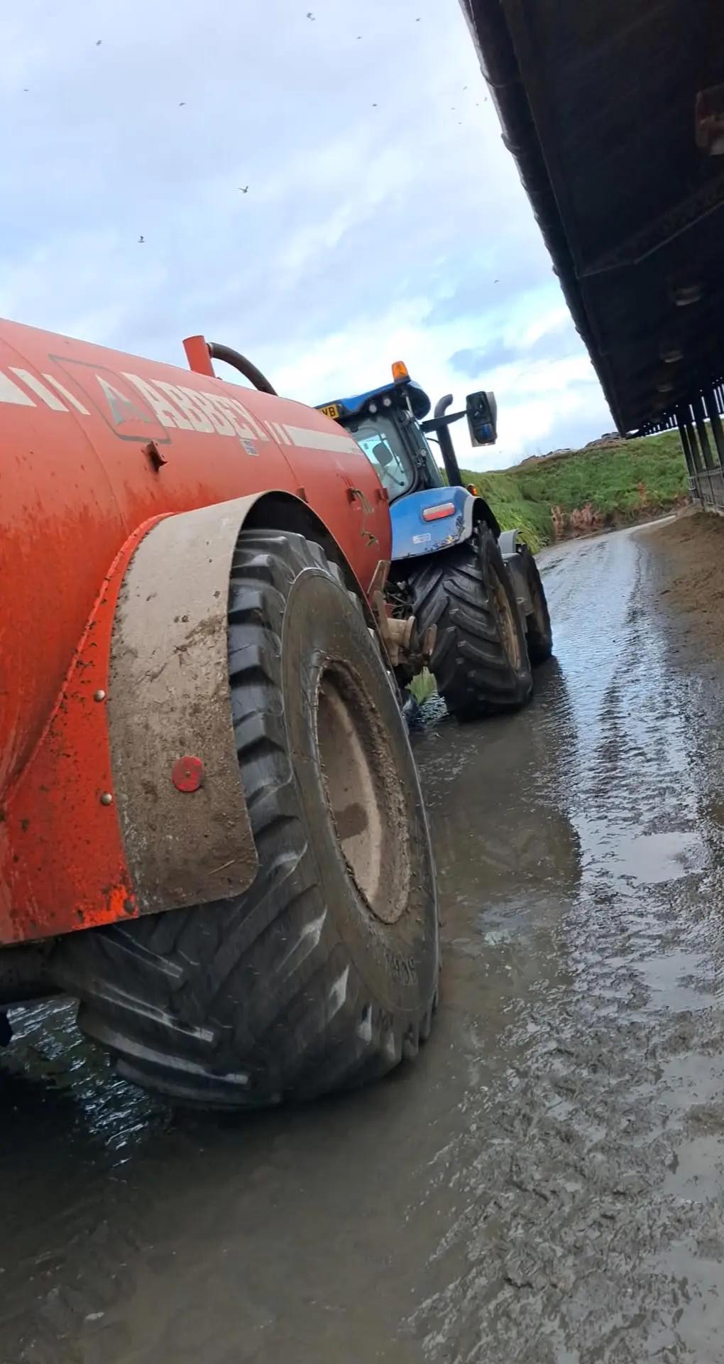 @Owen🚜🏎
