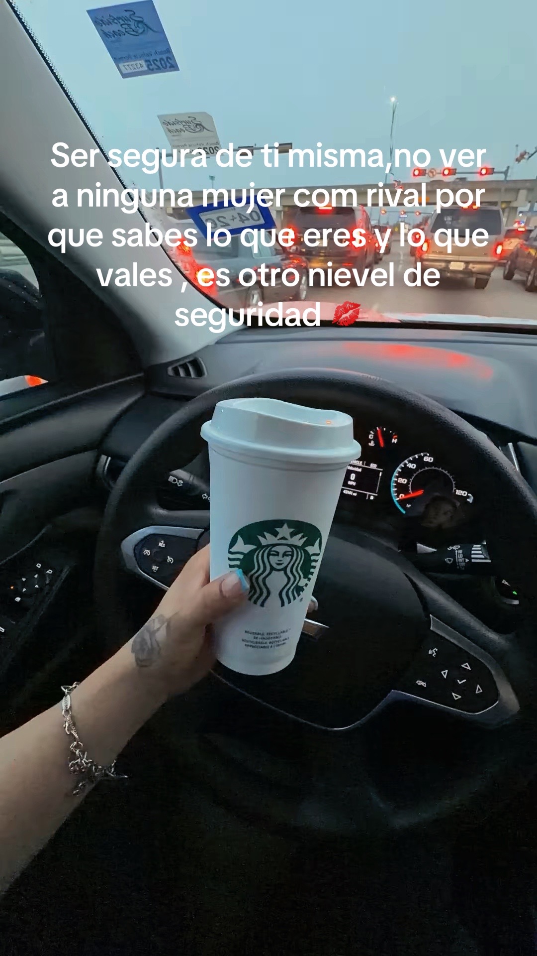 @ALONDRA CRISTAL 🧿💫✨