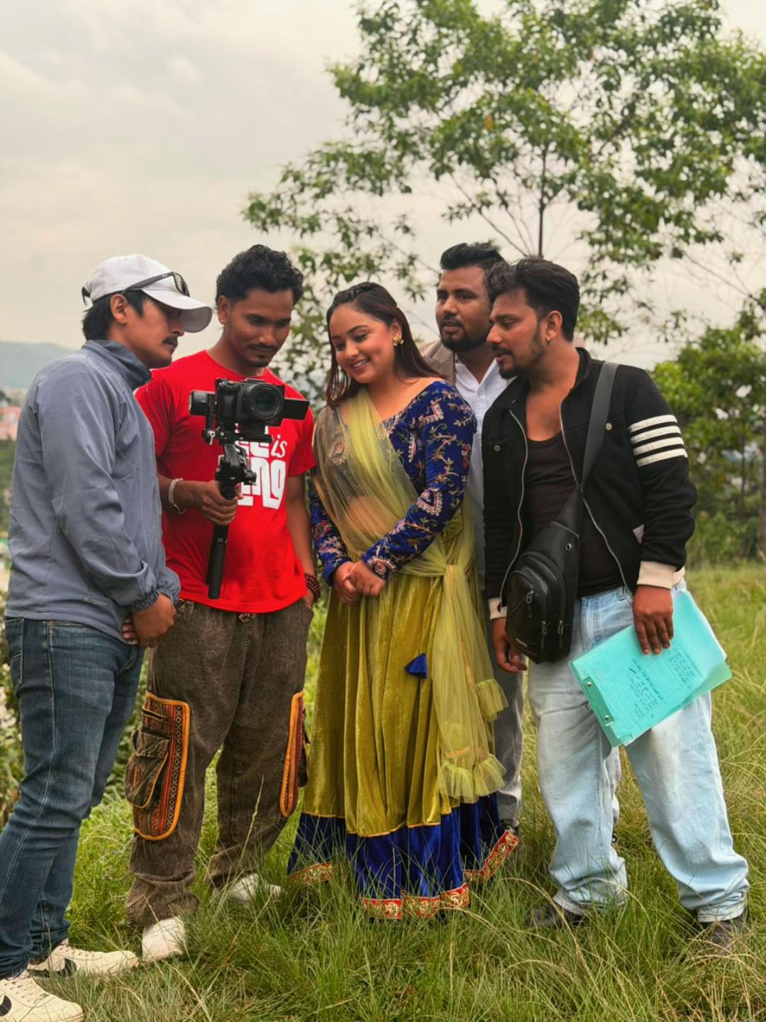 @Binod Sundas 🎬🎥✅ Director