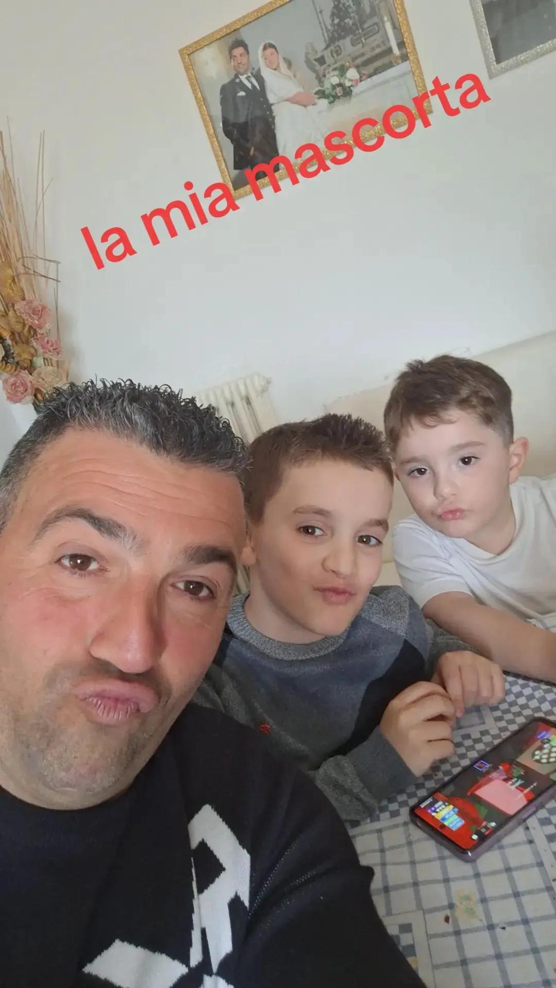 @mikeledebonis