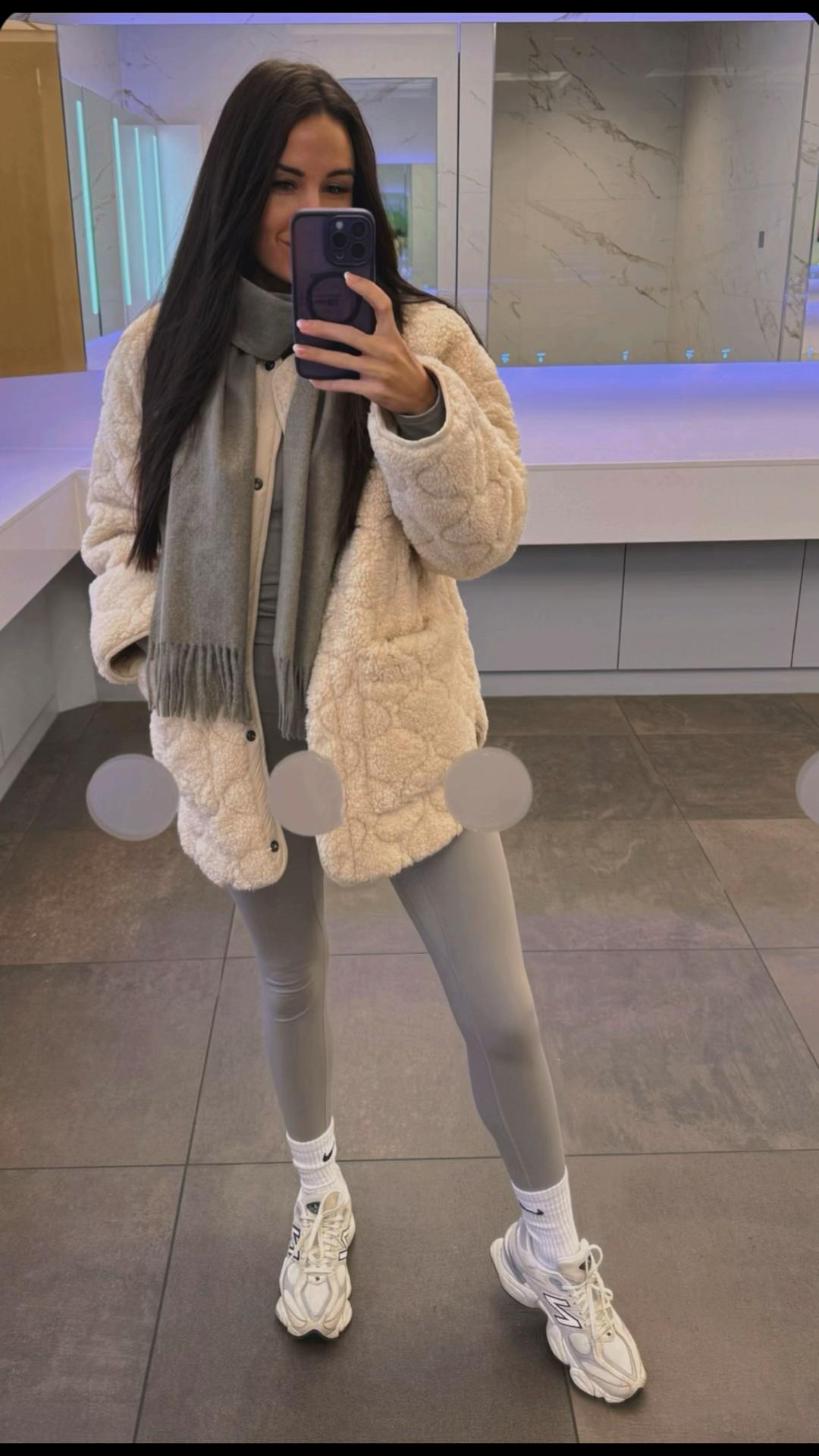 @𝐑 𝐋 🖤