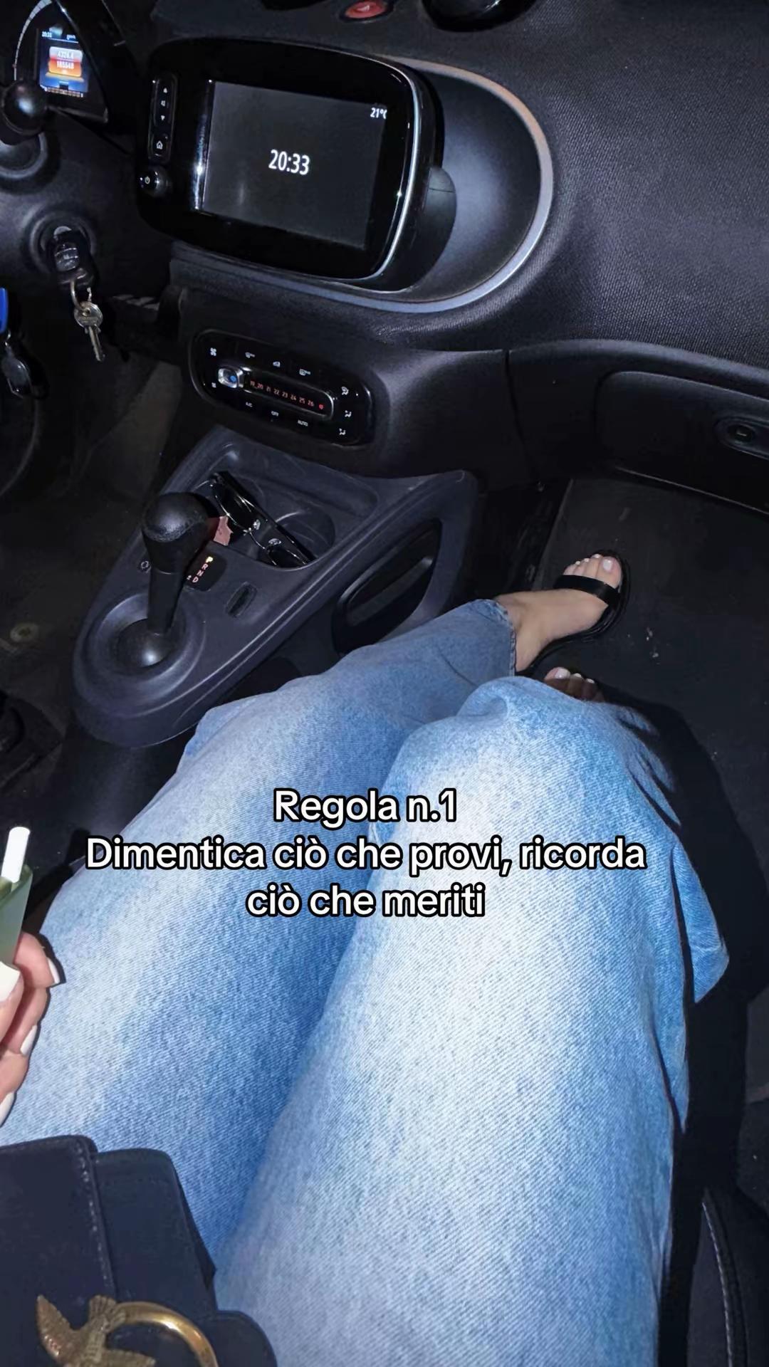 @๐จ๐๐๐๐๐ฬ๐ค