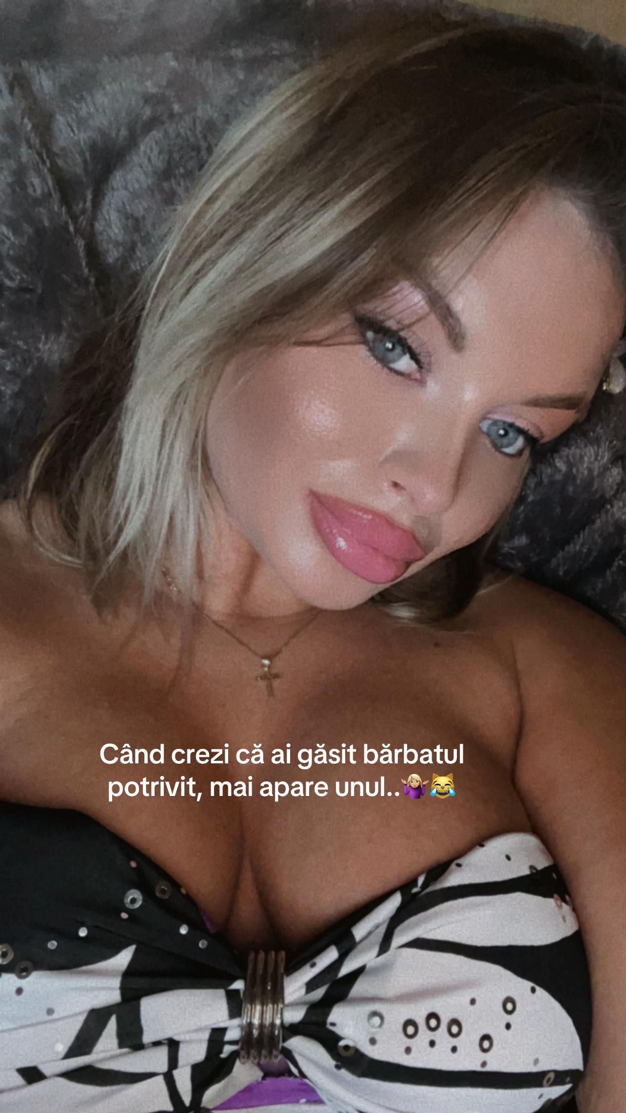 @𝓓𝓮𝓮𝓪 🍇