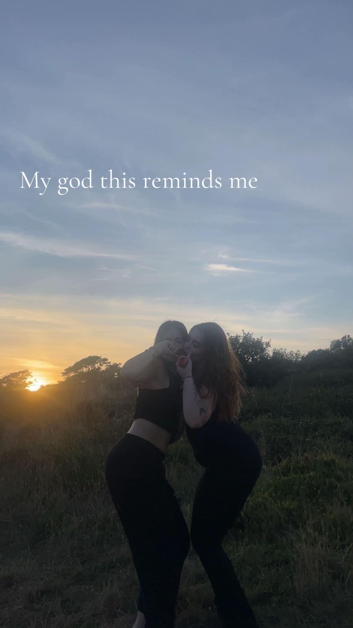 @️