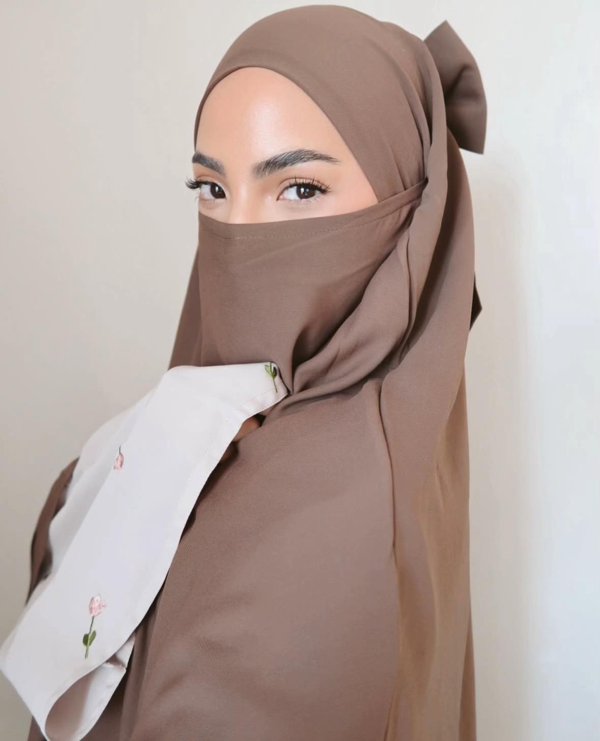 @Veiled Arisara