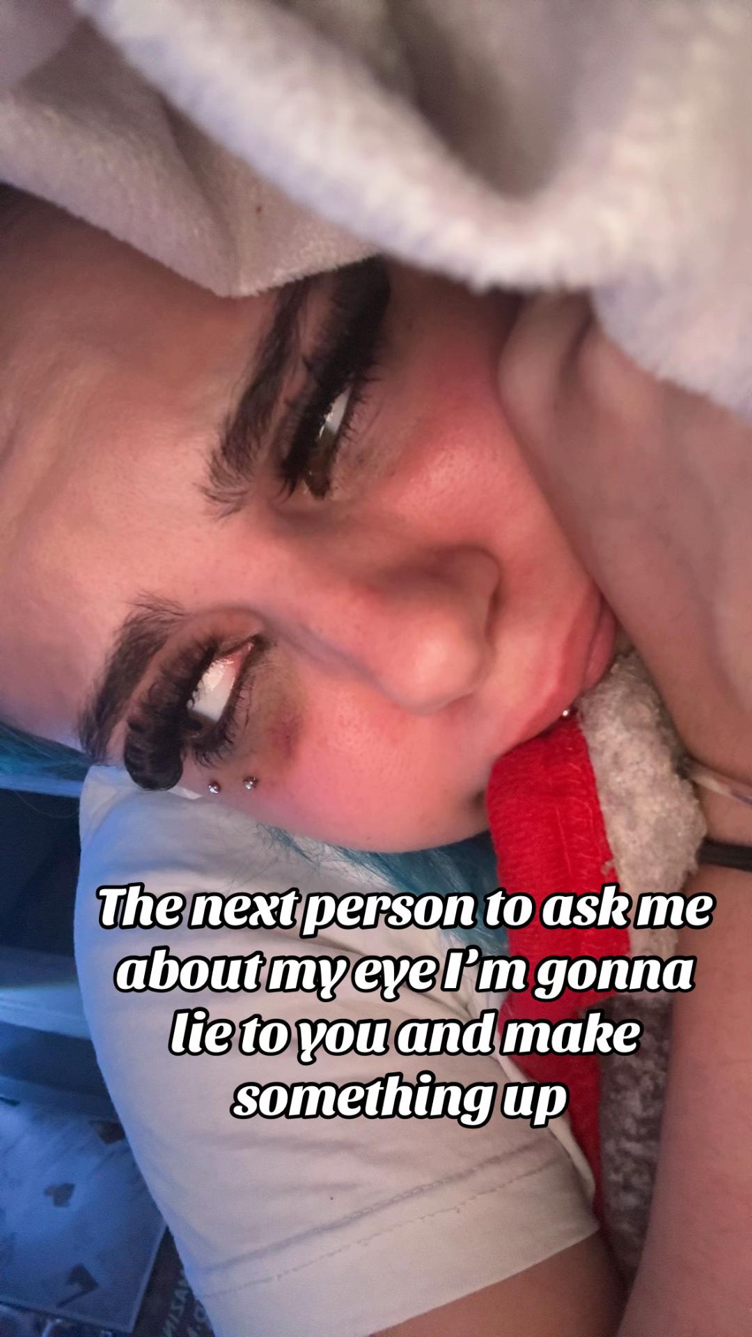 @Sienna 🧟♀️🏹