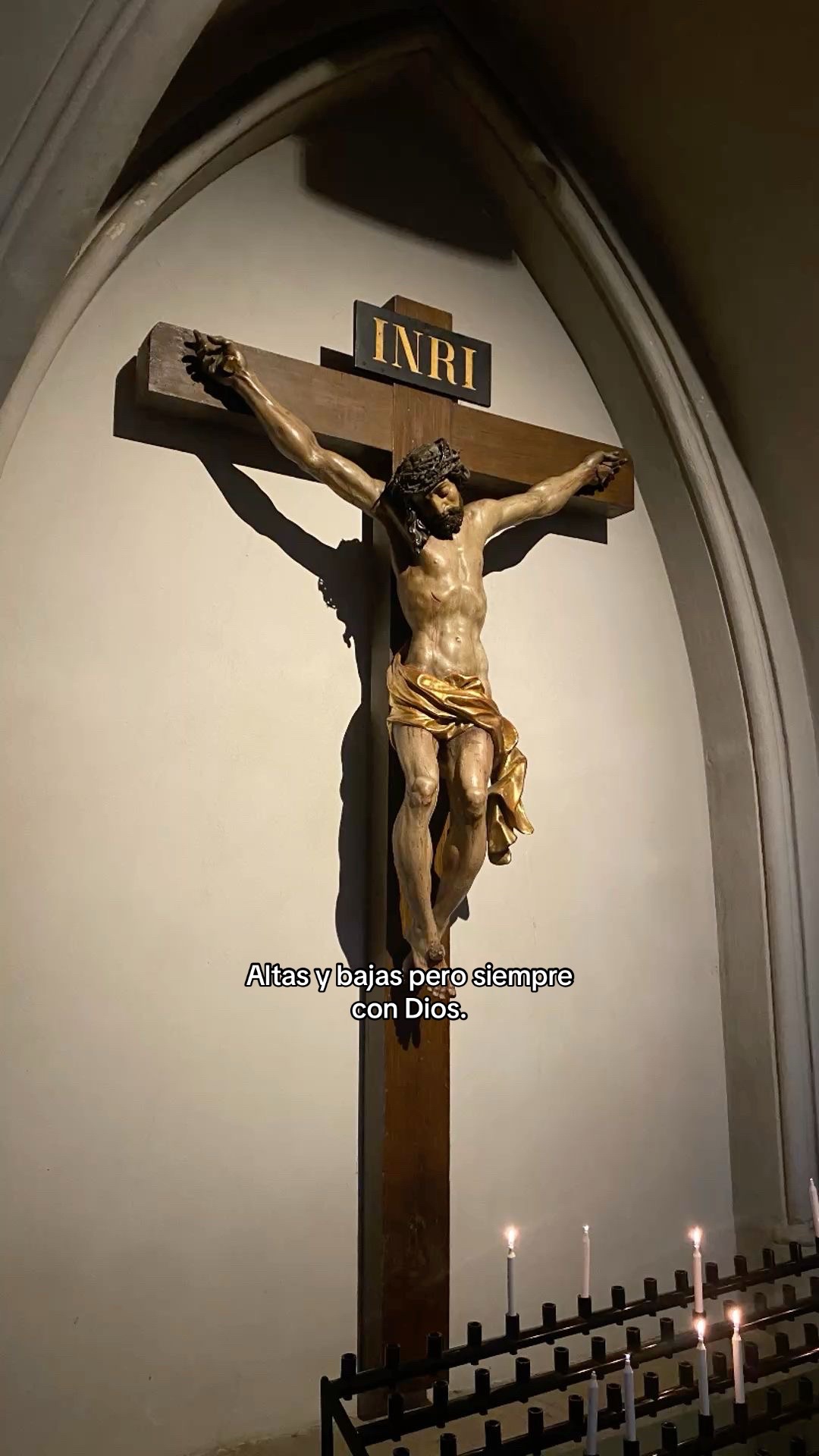 @𝒢