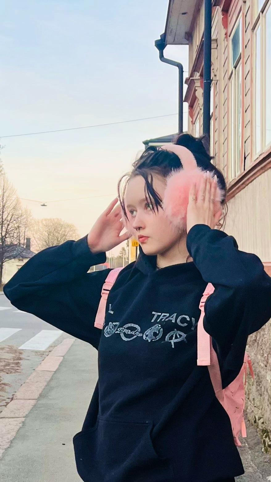 @Mio