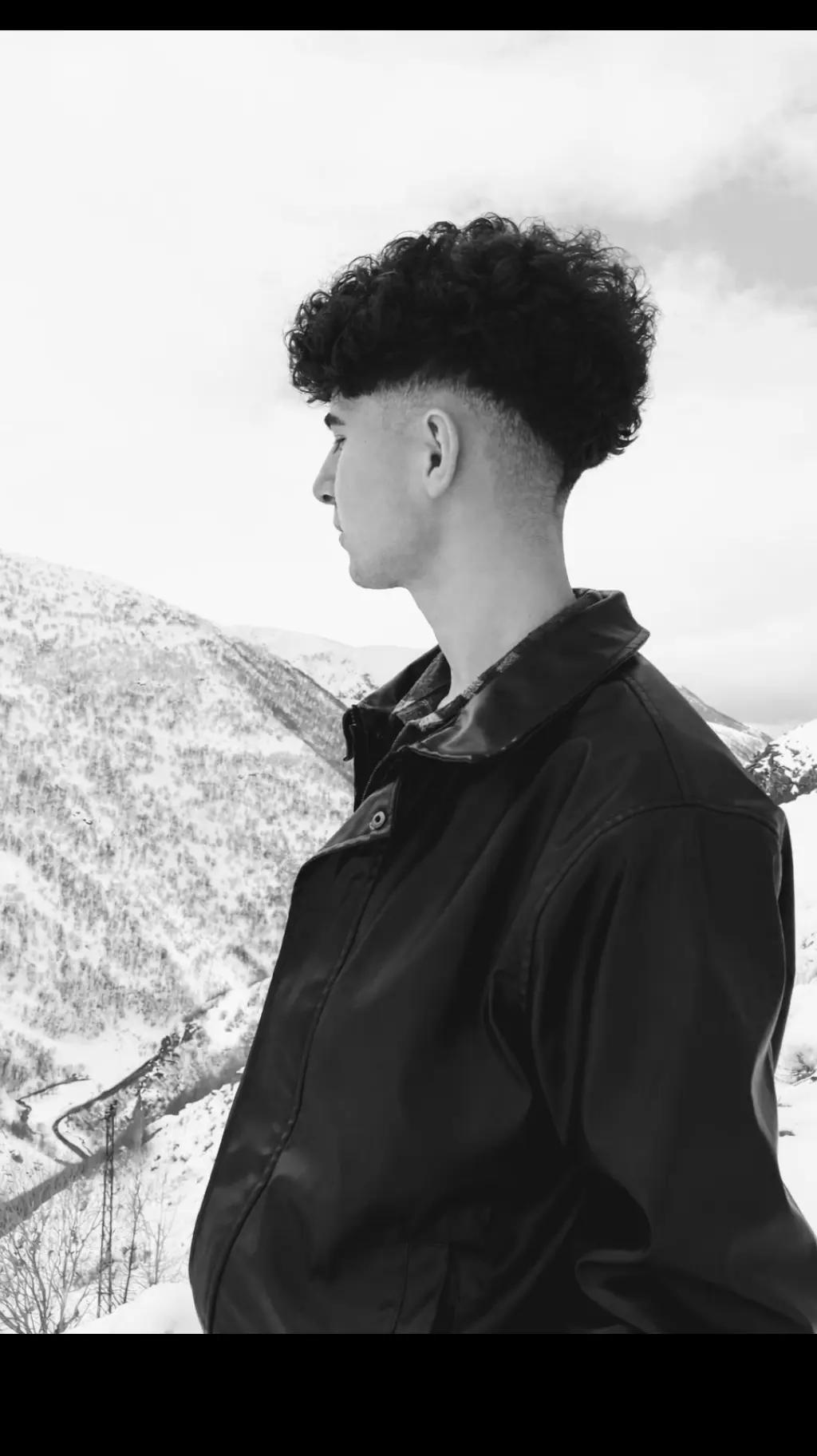 @♛𝐸𝒯𝐸𝑀♛