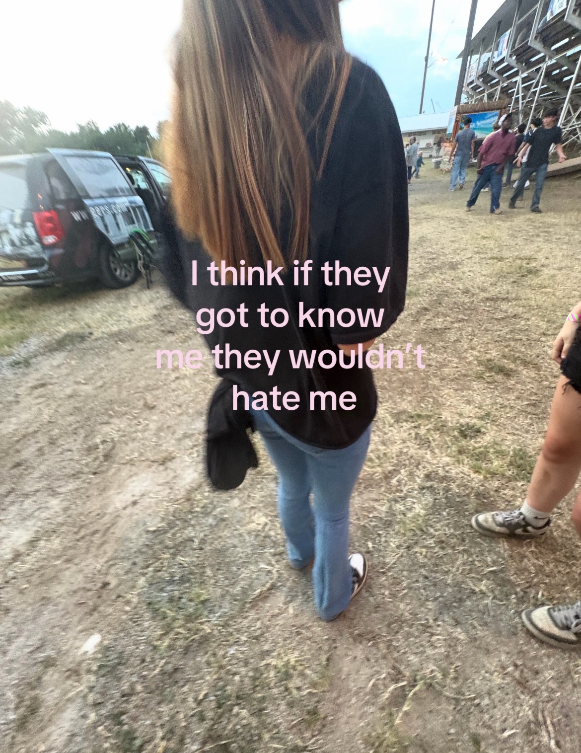@Violet