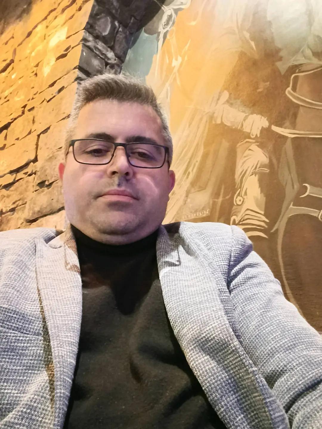 @Ali Akten12