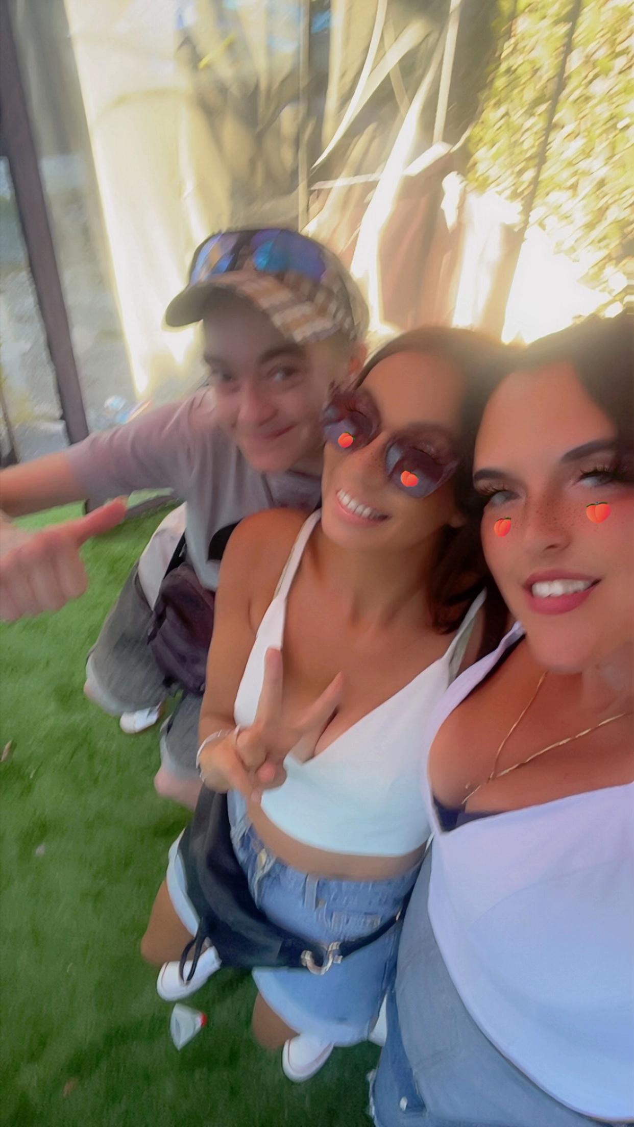 @Sera 🍒
