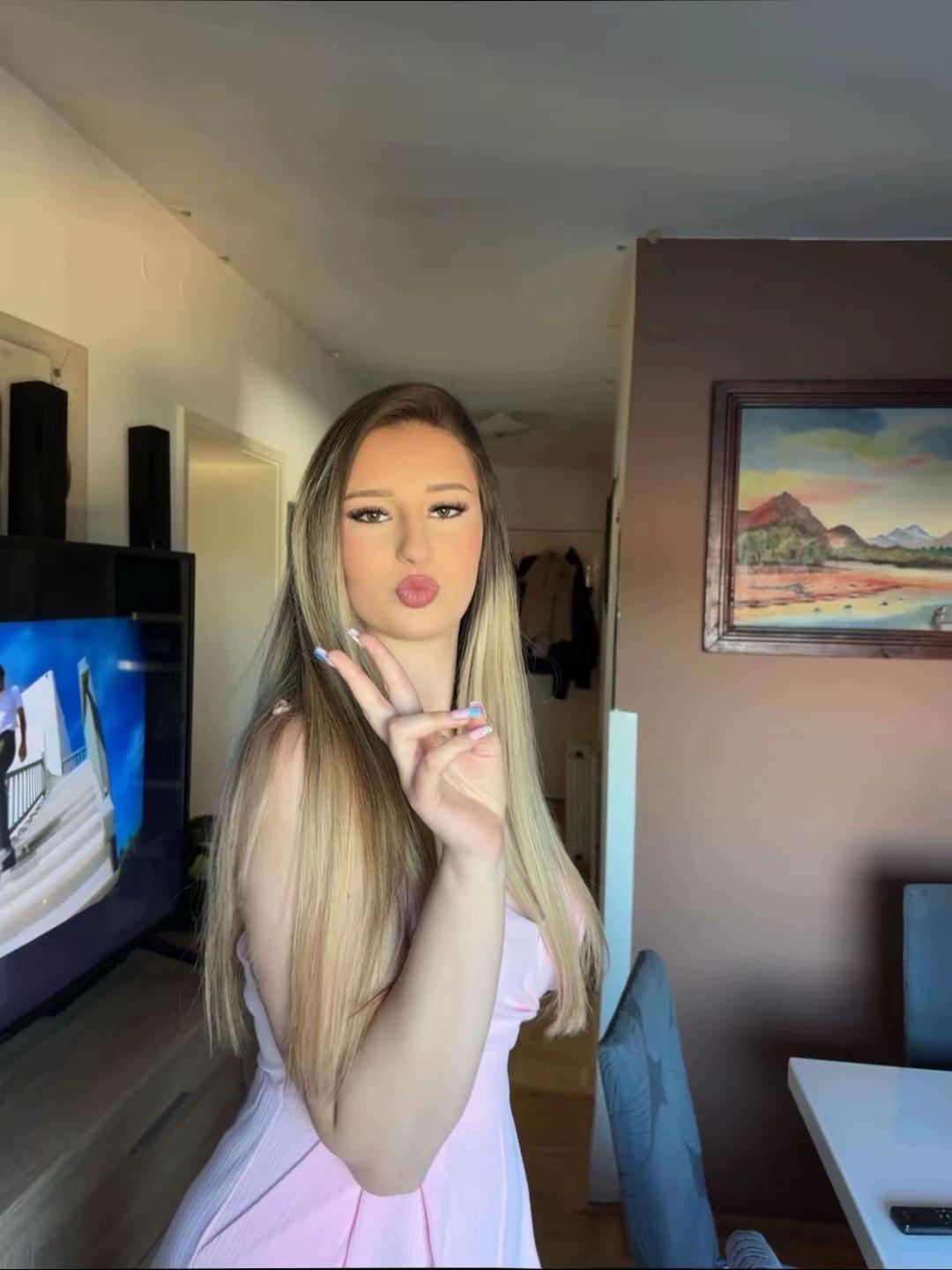 @aurora🇷🇸