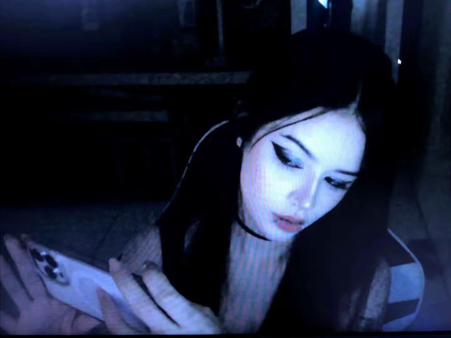 @twitch.tv/fruttinhaa