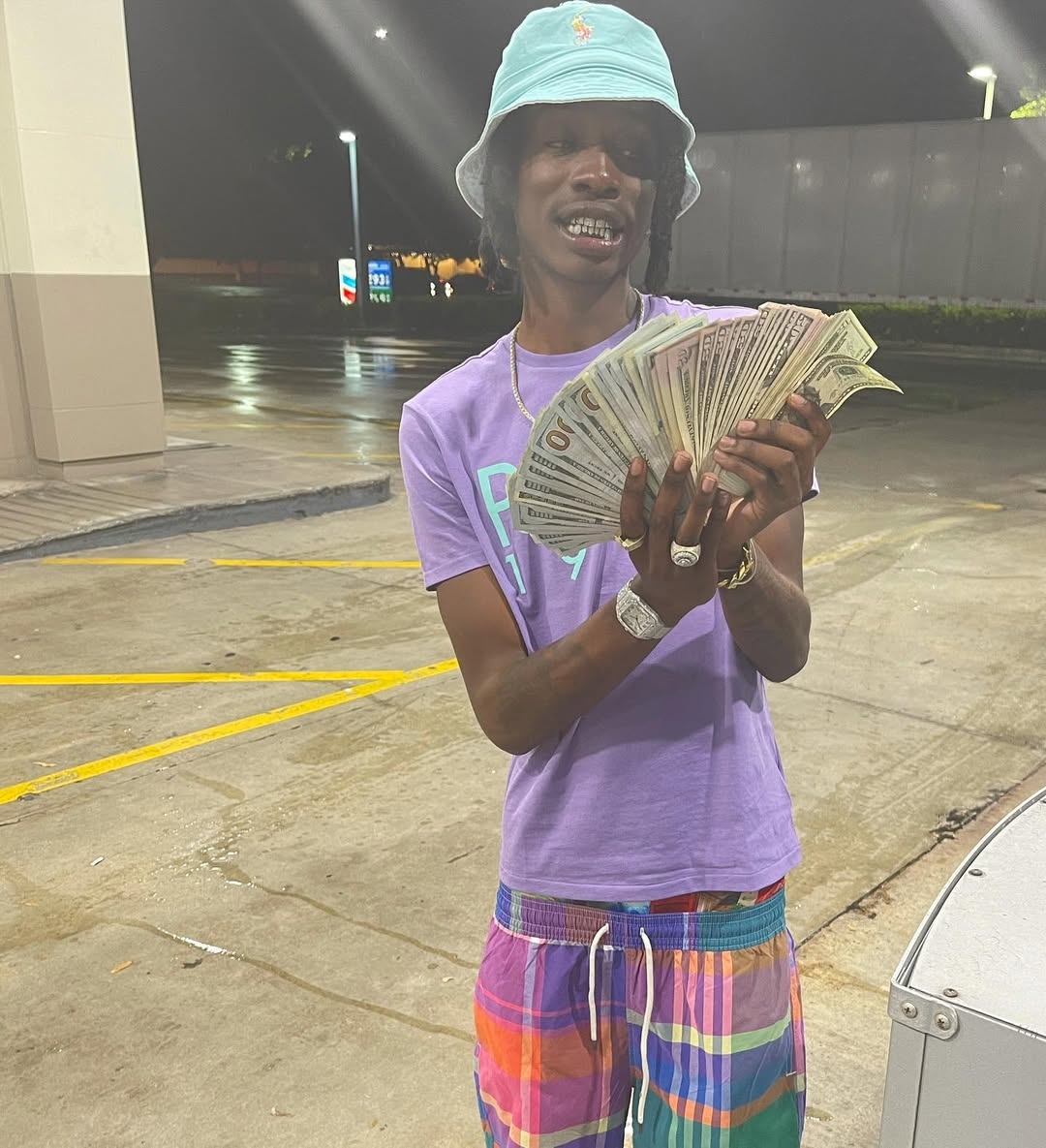 @World 🌎 Trap Star Backup