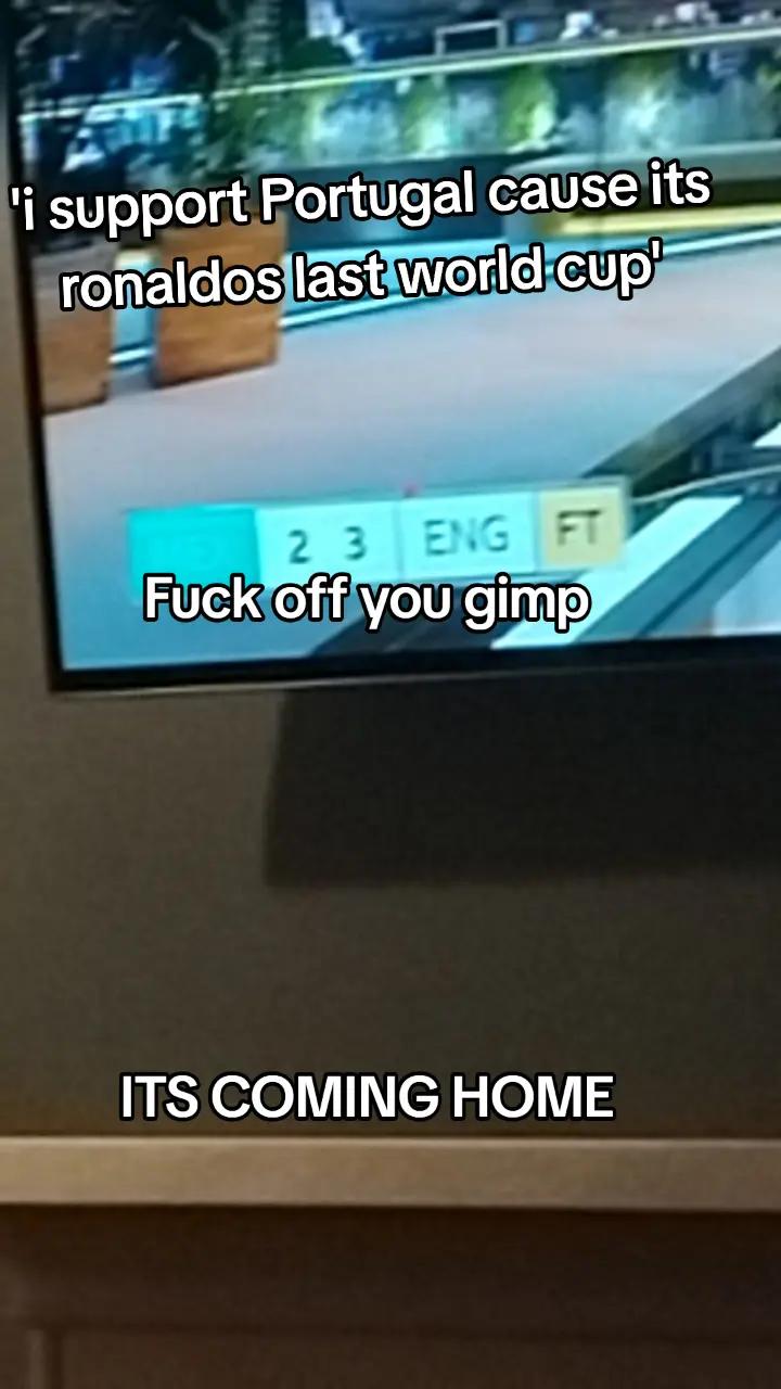 @Penguinboynico