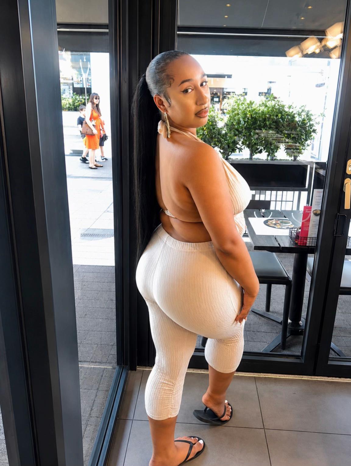 @tionneitaliaa