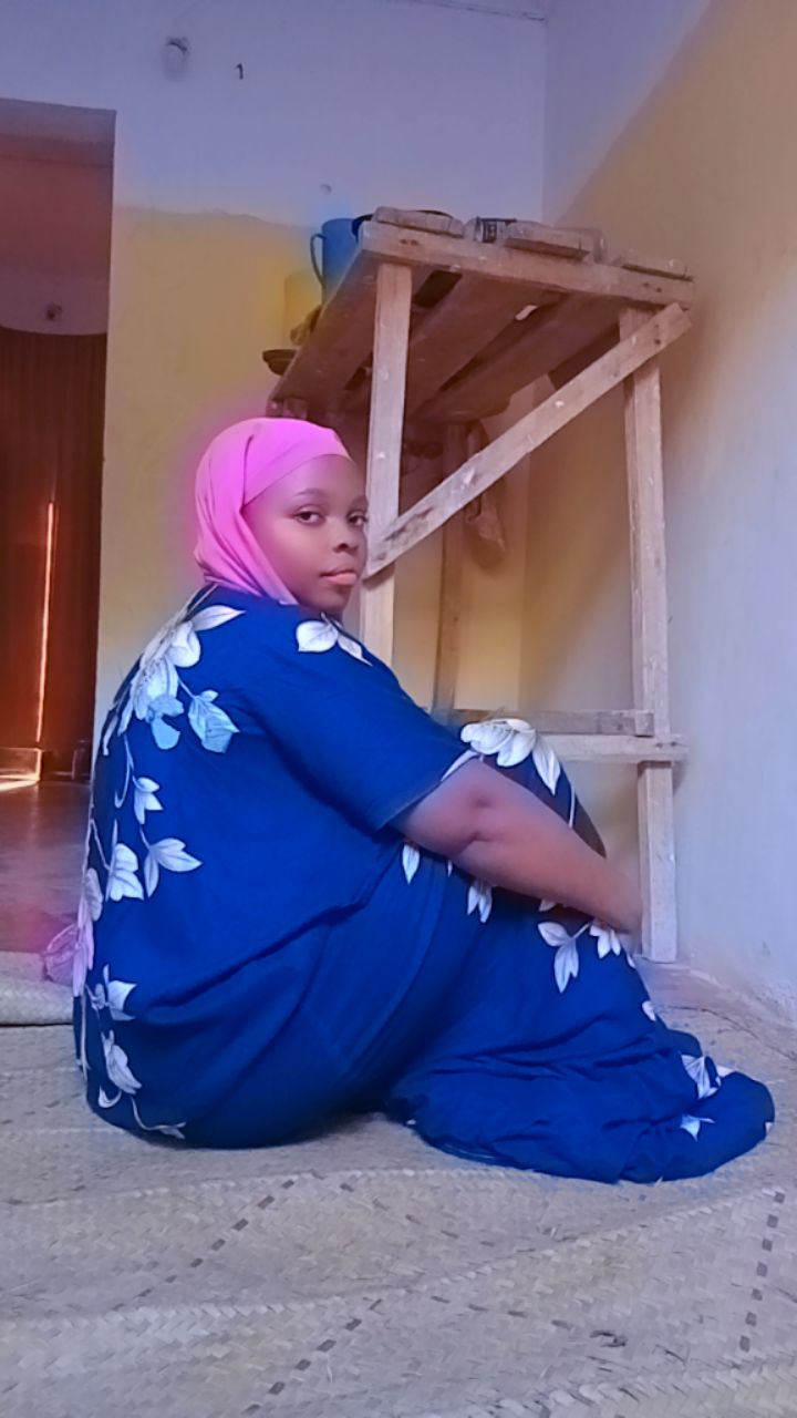 @mwanamina salim oo2