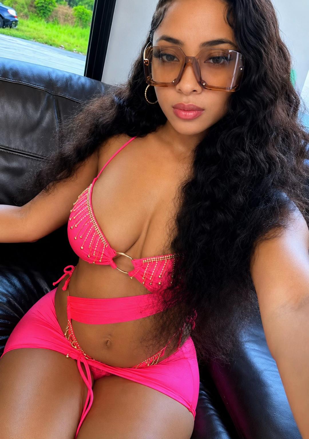 @Janeek
