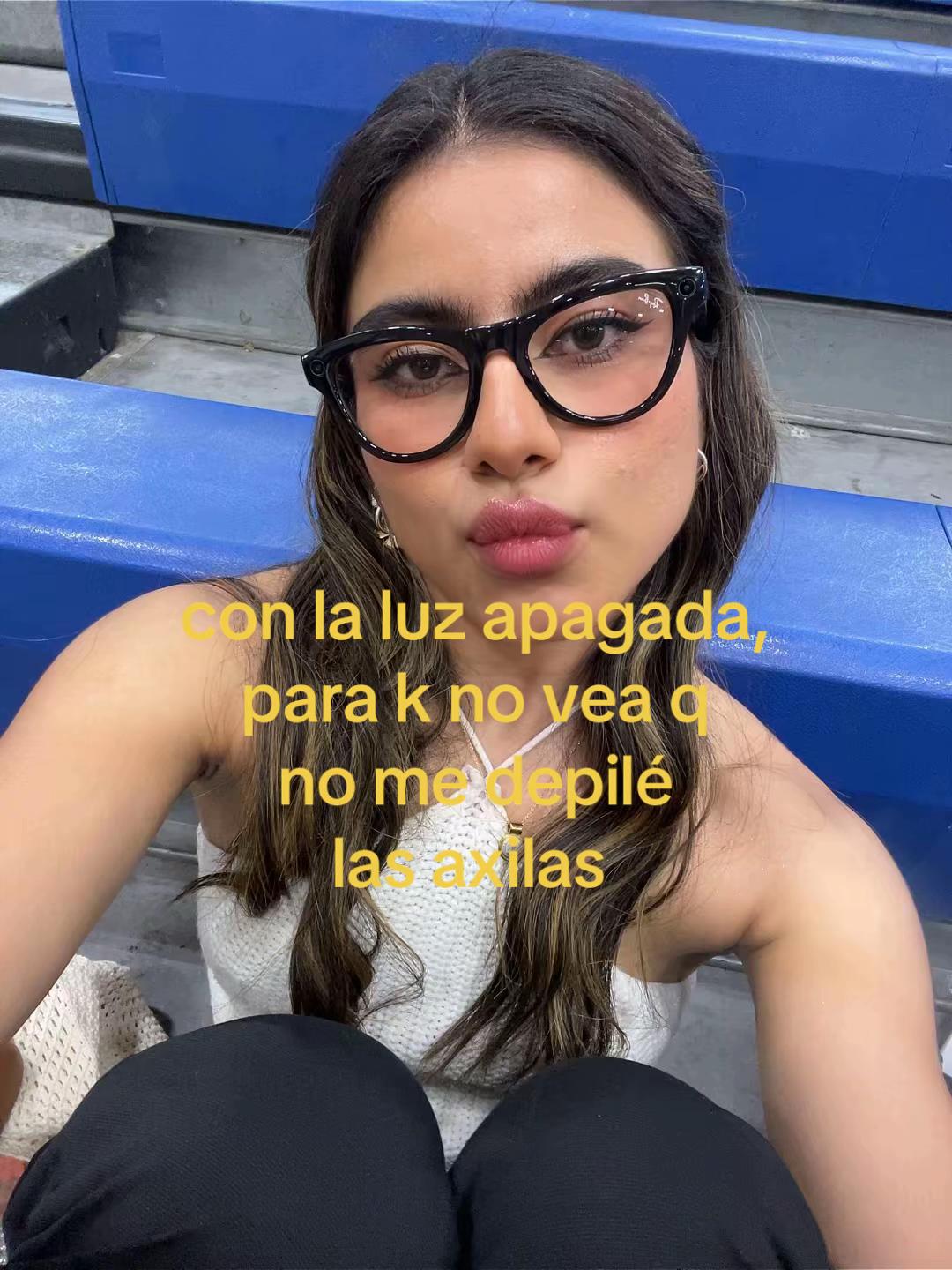 @vanessearez