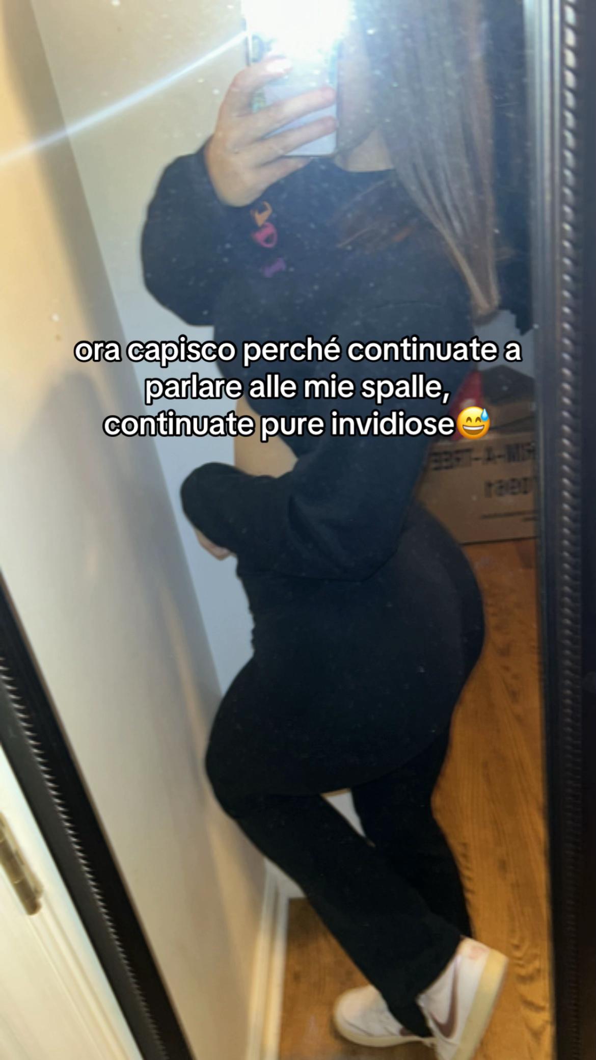@•B