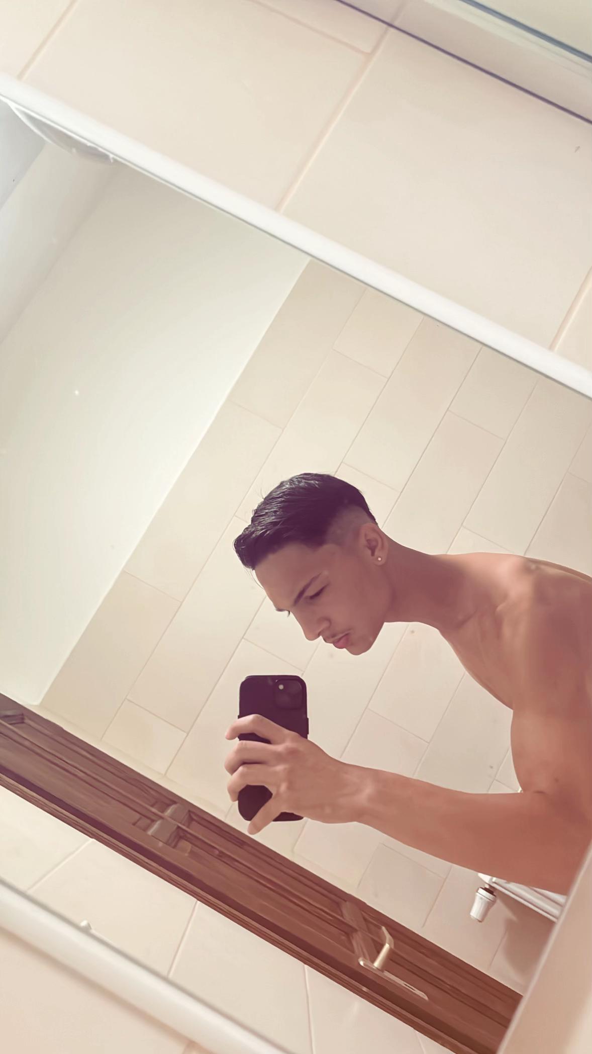 @DANI🖤🩶🤍