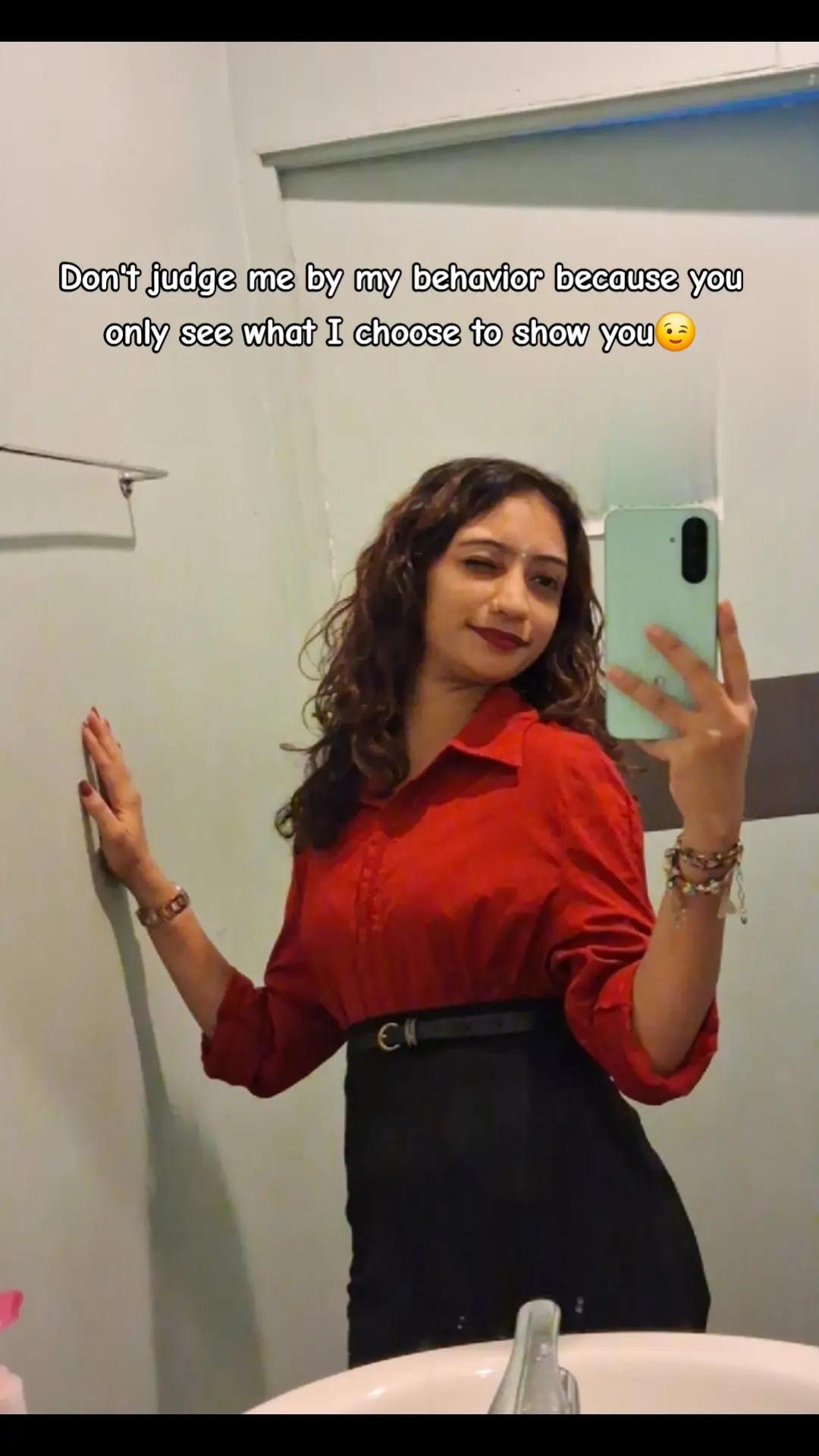 @🦋𝓜𝓲𝓼𝓼 𝓡𝓪𝓷𝓭𝓸𝓶🦋