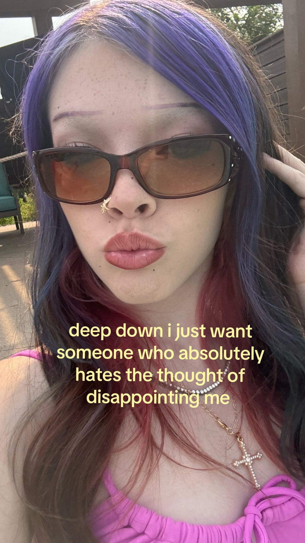 @ᥫ᭡.