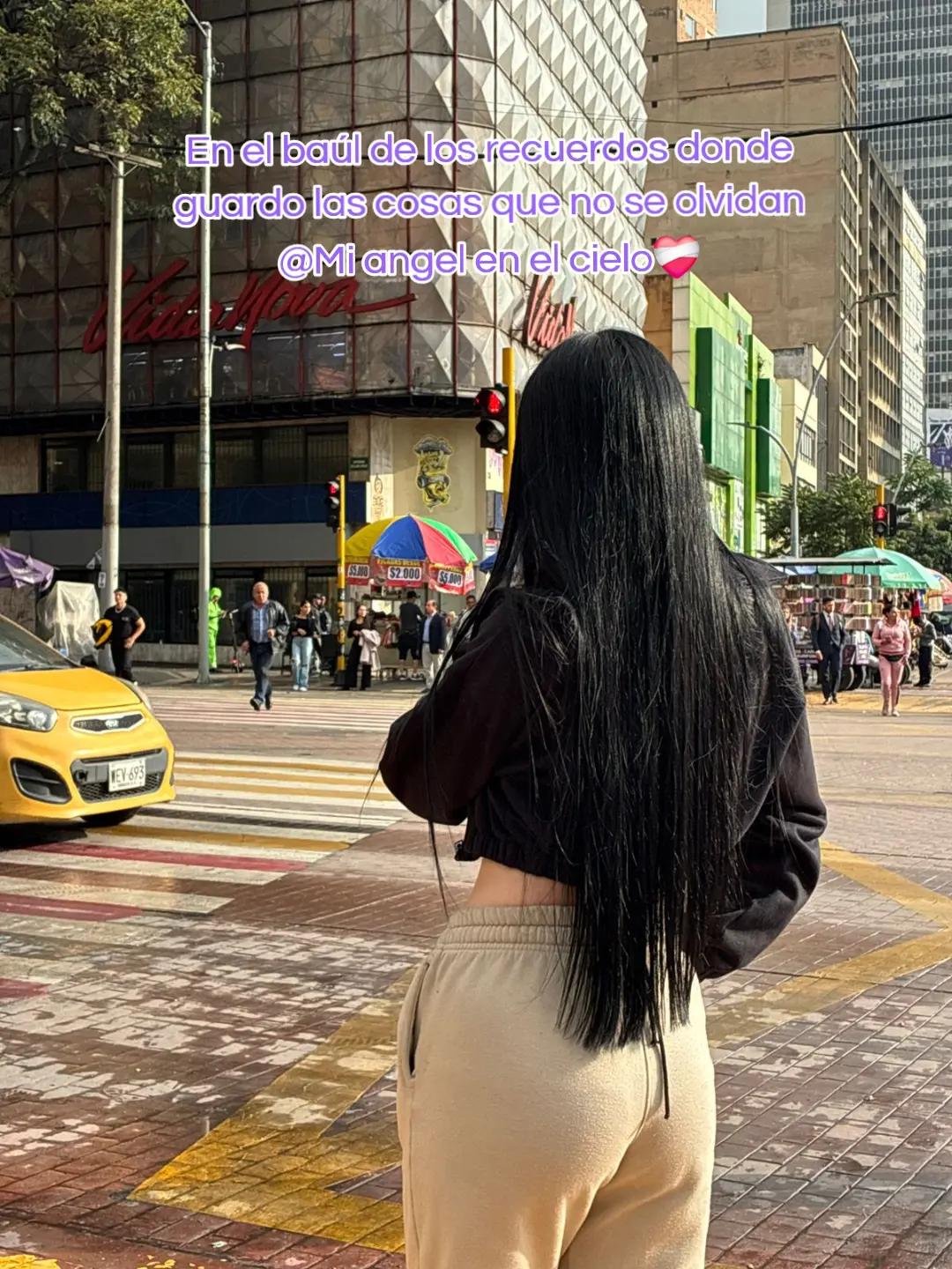 @Laura 🦋