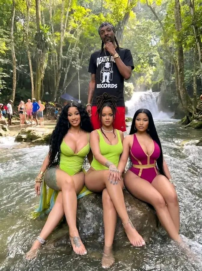 @onlyfreshgirls