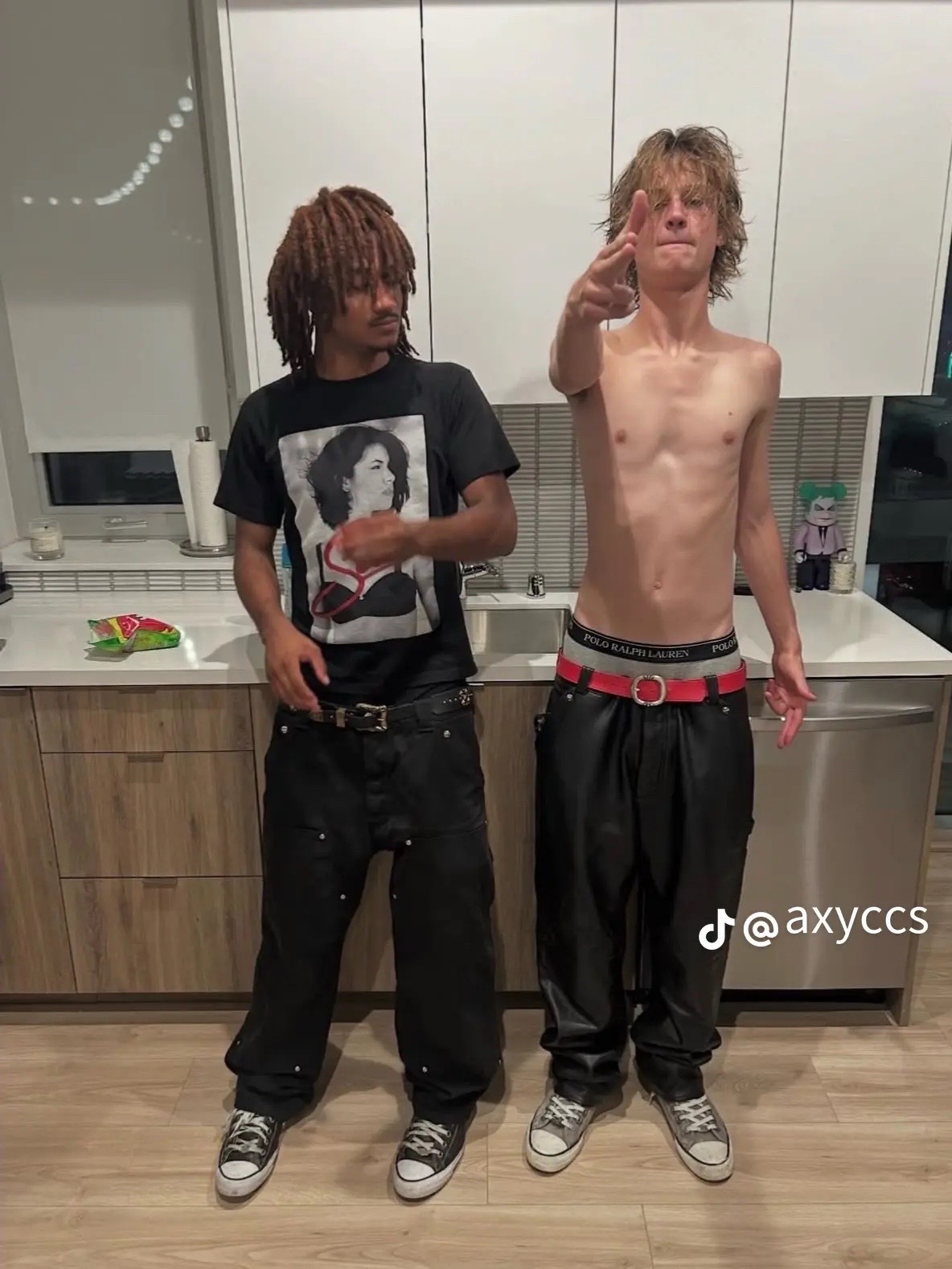 @KODAKWHITE