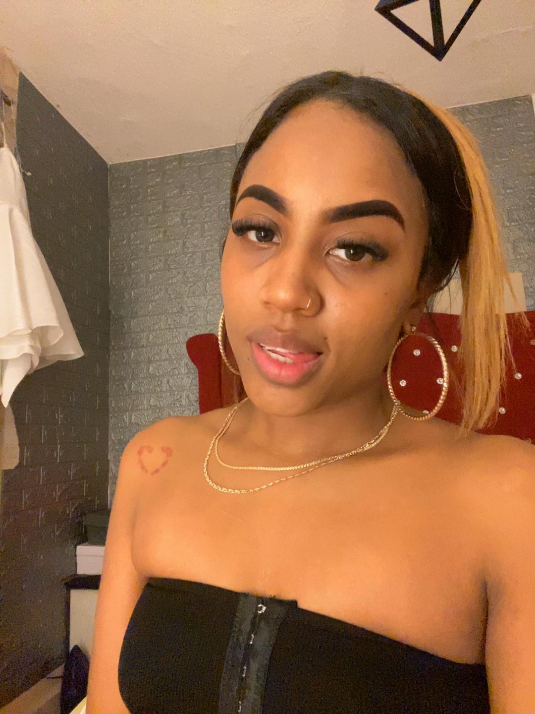 @Kennilashes