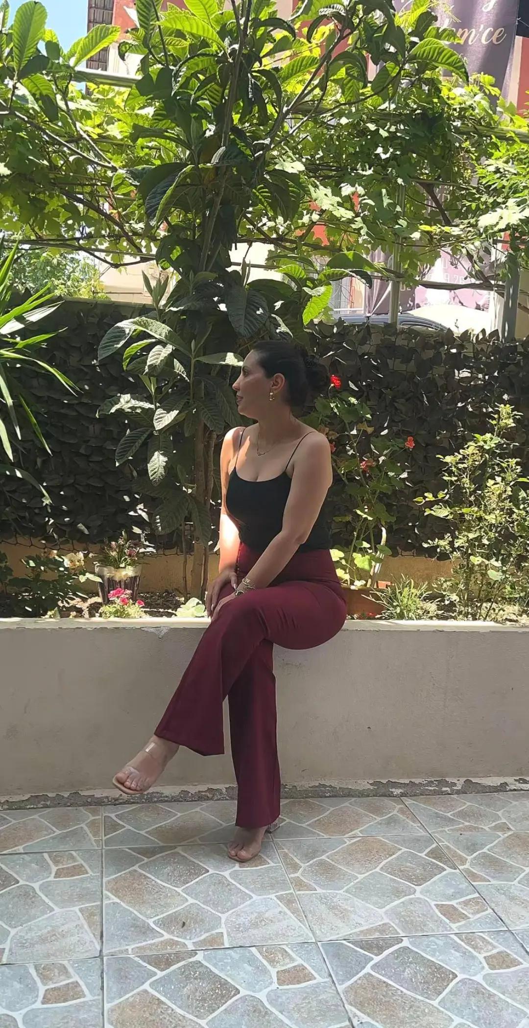 @&Ccedil;iğdem Şenocak ރ