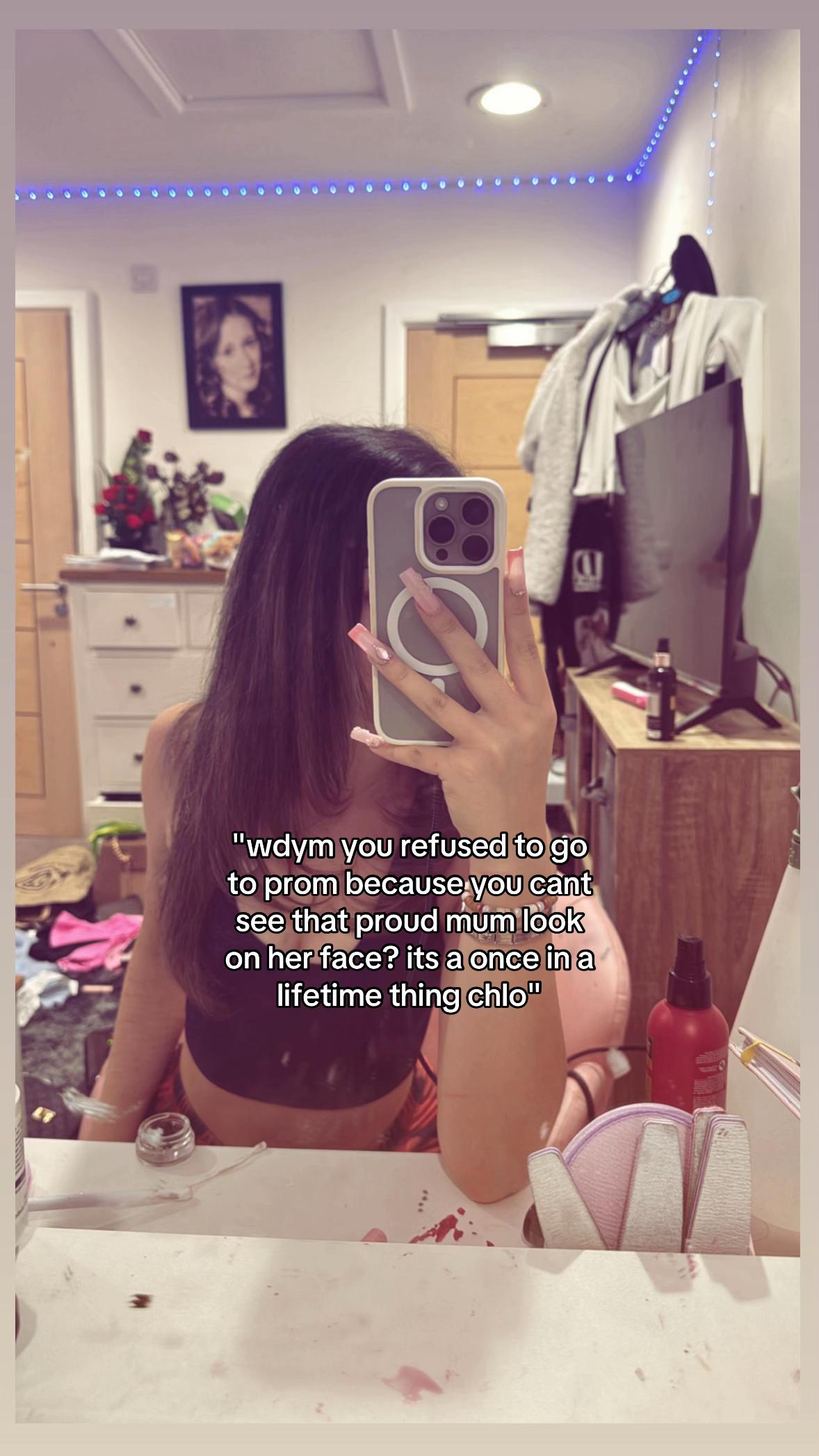 @𝐂𝐡𝐥𝐨🎀