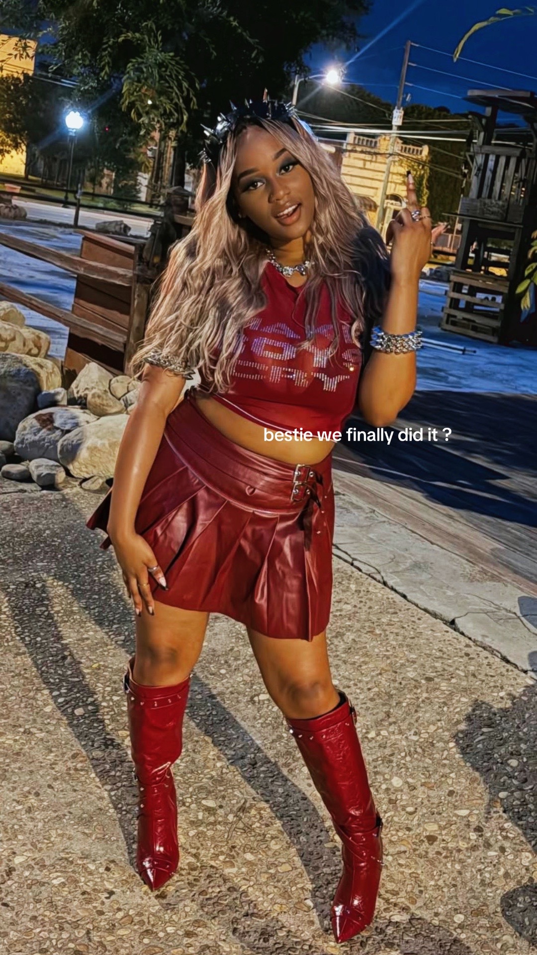 @doll .