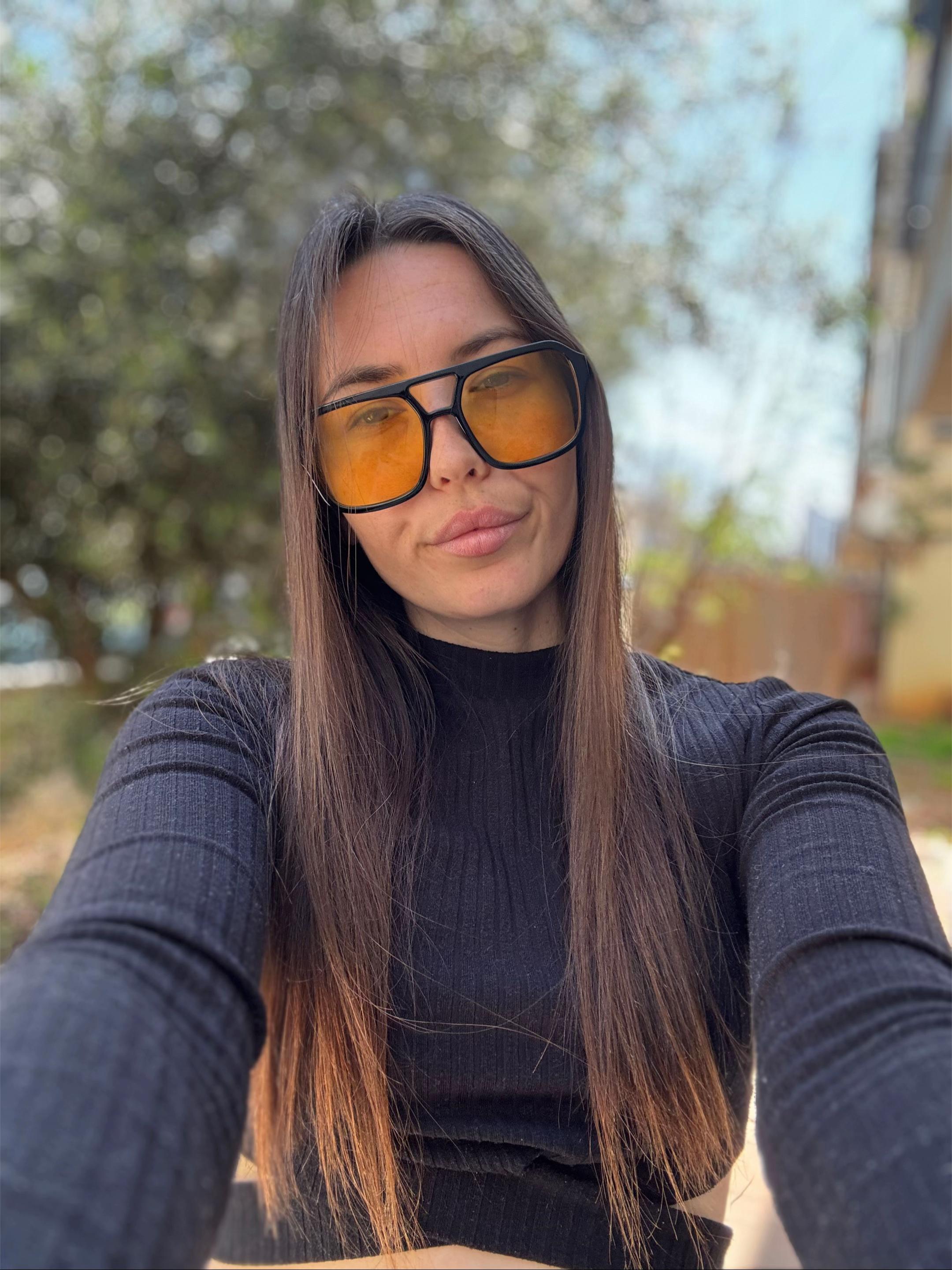 @יוליה זבניגורודסקי