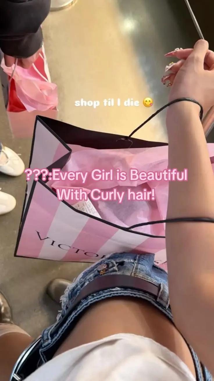@ÆMELIA💫