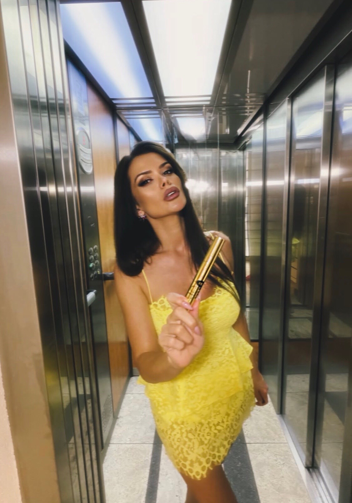 @𝐅𝐚𝐧 𝐨𝐟 𝐏𝐫𝐞𝐬𝐥𝐚𝐯𝐚