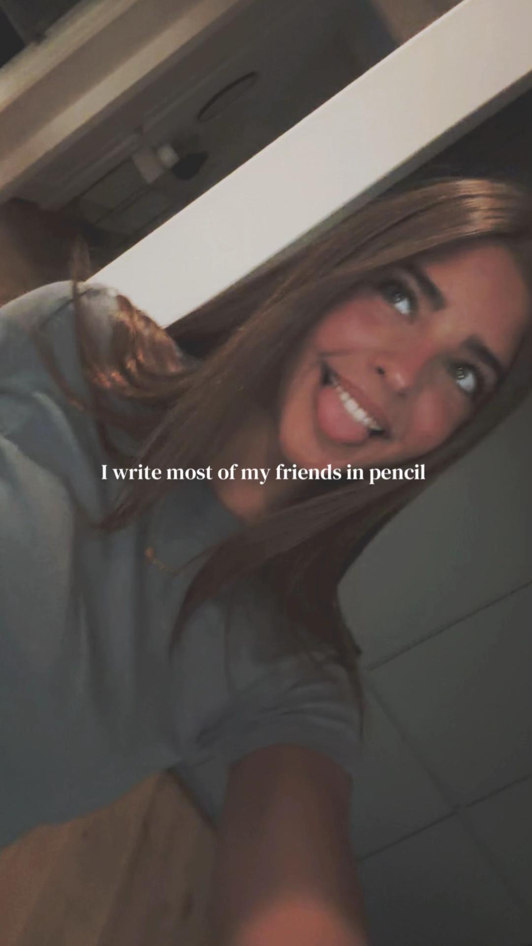 @𝒜𝓈𝒽ℯ𝓁𝓎✰
