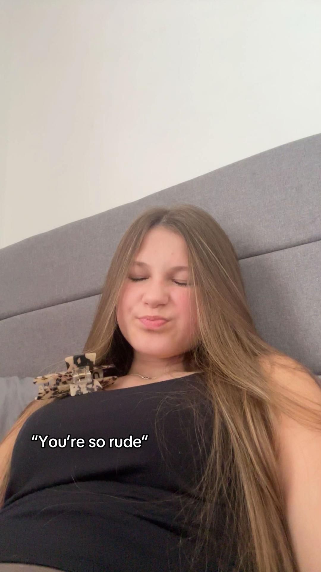 @𝓔𝓶𝓲𝓵𝔂👸🏽👀🤍