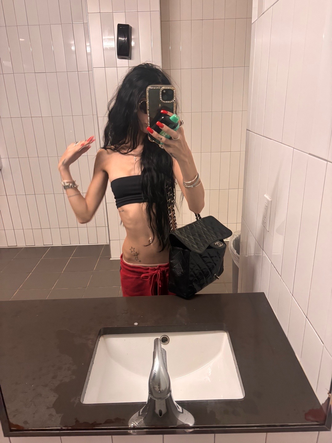 @babyneedsanewfur
